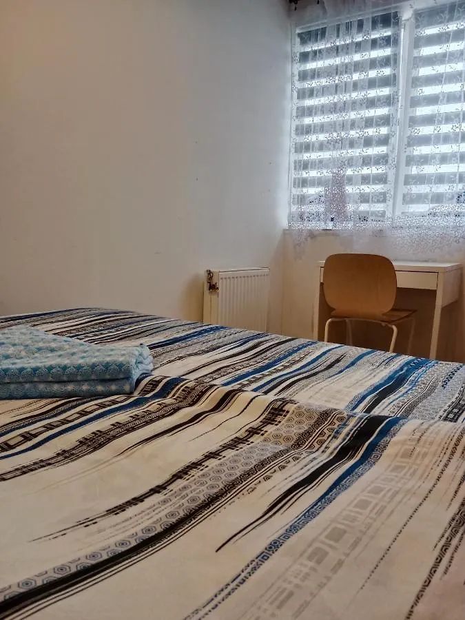 La Madriguera Bed and Breakfast Raszyn